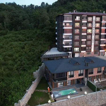 With Pool On The Beach Trabzon